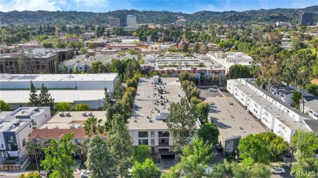 15344 Weddington Street 102, Sherman Oaks, CA 91411