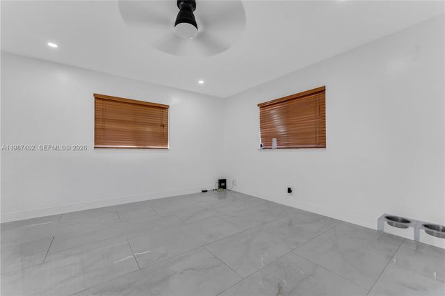 6924 NW 8th Ct, Margate, FL 33063