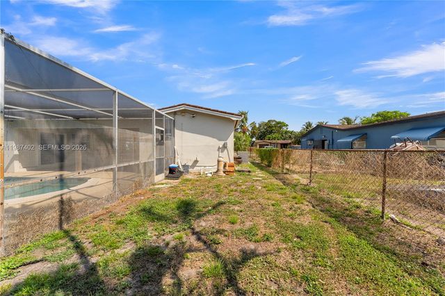 6924 NW 8th Ct, Margate, FL 33063