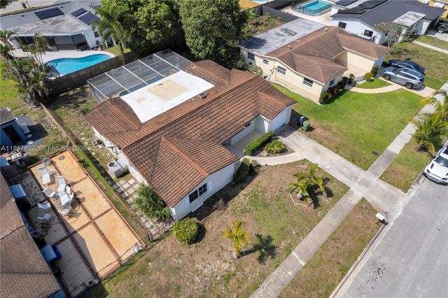 6924 NW 8th Ct, Margate, FL 33063