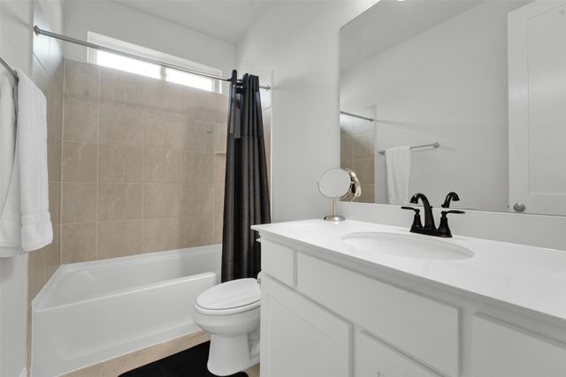 3520 Helios Lane, Corinth, TX 76208