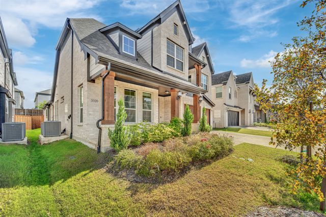 3520 Helios Lane, Corinth, TX 76208