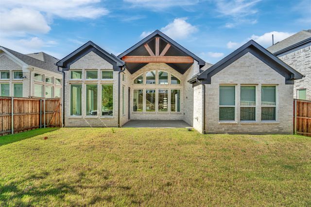 3520 Helios Lane, Corinth, TX 76208