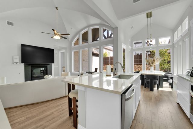 3520 Helios Lane, Corinth, TX 76208