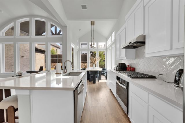 3520 Helios Lane, Corinth, TX 76208