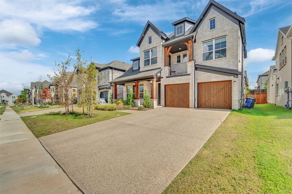 3520 Helios Lane, Corinth, TX 76208