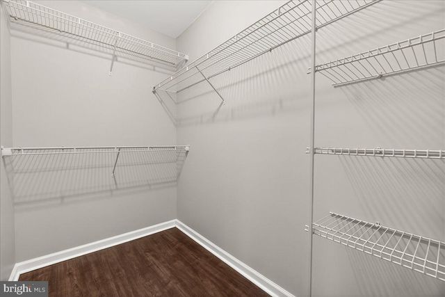 37 ERIE PL, Falling Waters, WV 25419