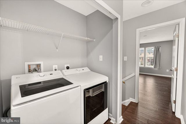 37 ERIE PL, Falling Waters, WV 25419