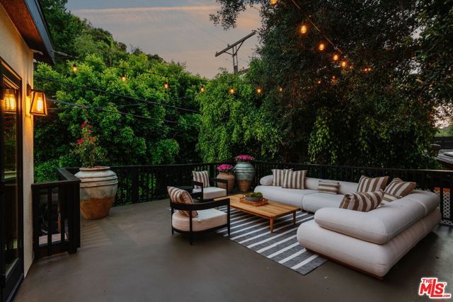 9849 Portola Drive, Beverly Hills, CA 90210