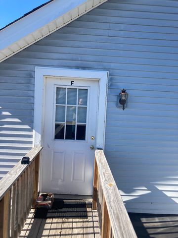 613 W 7th St, Columbia, TN 38401