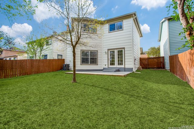 7415 CORIAN PARK DR, San Antonio, TX 78249