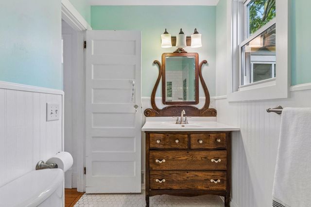 4214 Alabama Avenue S, Saint Louis Park, MN 55416