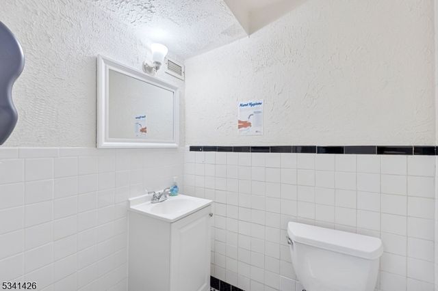 377 S Harrison St 9G, East Orange City, NJ 07018