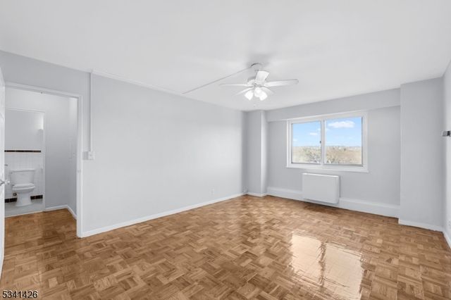 377 S Harrison St 9G, East Orange City, NJ 07018