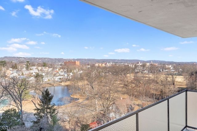 377 S Harrison St 9G, East Orange City, NJ 07018