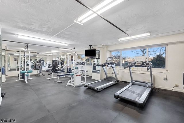 377 S Harrison St 9G, East Orange City, NJ 07018
