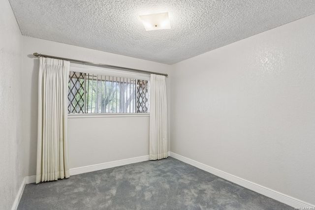 10801 PINEHILL ST, San Antonio, TX 78230