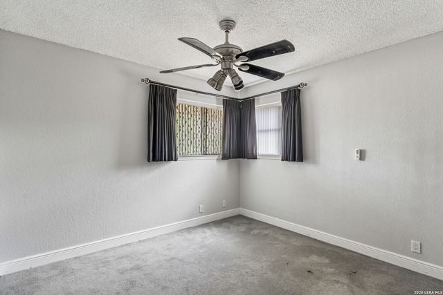 10801 PINEHILL ST, San Antonio, TX 78230