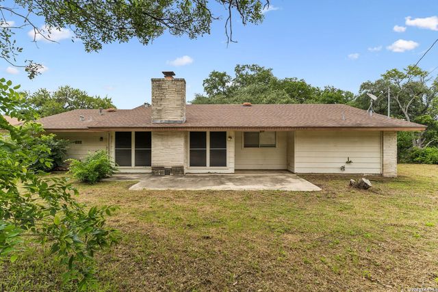 10801 PINEHILL ST, San Antonio, TX 78230