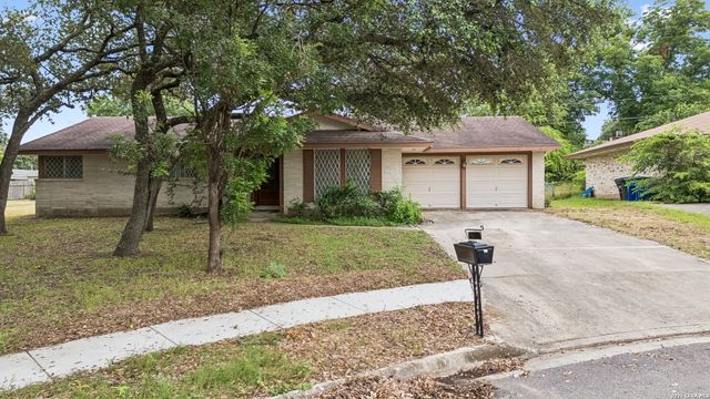 10801 PINEHILL ST, San Antonio, TX 78230