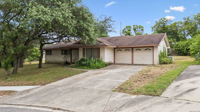 10801 PINEHILL ST, San Antonio, TX 78230