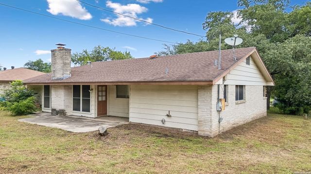 10801 PINEHILL ST, San Antonio, TX 78230