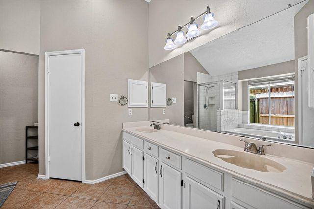 2124 Bennigan Street, League City, TX 77573