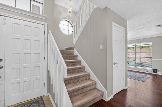 2124 Bennigan Street, League City, TX 77573