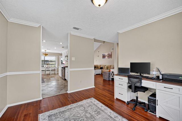 2124 Bennigan Street, League City, TX 77573