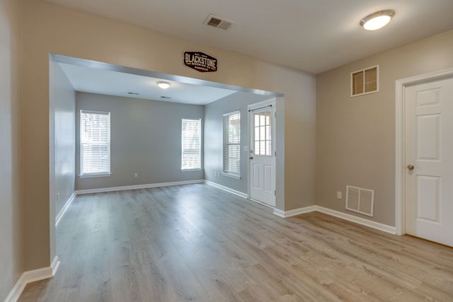 684 Huffine Manor Cir, Franklin, TN 37067