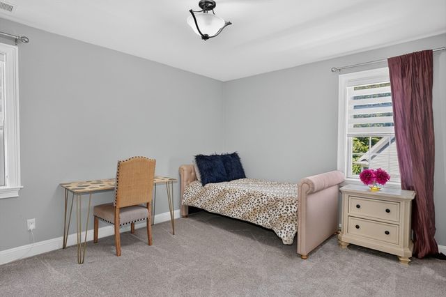 10 Sterling Ct, Northborough, MA 01532