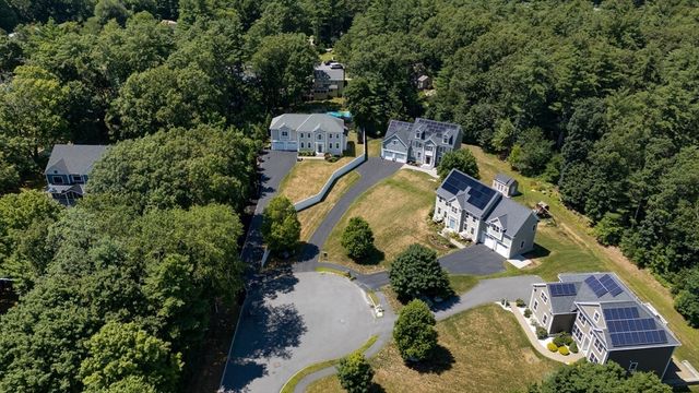 10 Sterling Ct, Northborough, MA 01532