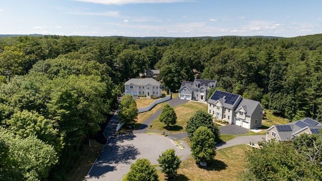 10 Sterling Ct, Northborough, MA 01532