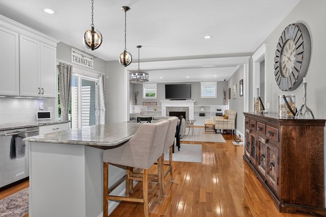 10 Sterling Ct, Northborough, MA 01532