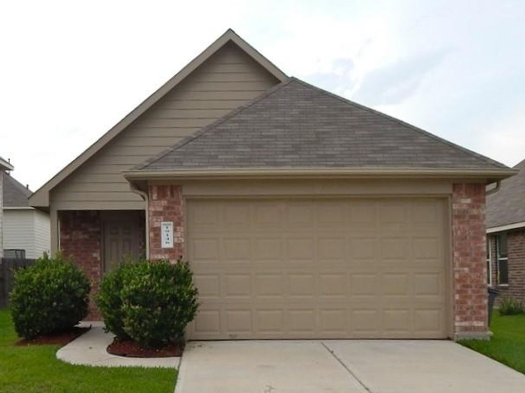 19146 Sandelford Drive, Katy, TX 77449