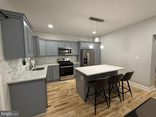 837 S 51ST ST, Philadelphia, PA 19143