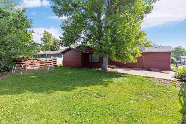 705 BELMONT DR, Rapid City, SD 57702
