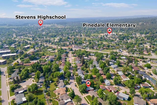 705 BELMONT DR, Rapid City, SD 57702