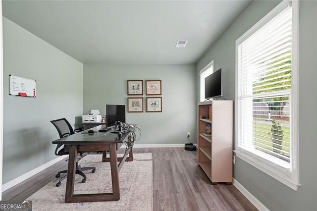 226 Charles Drive NE, Calhoun, GA 30701