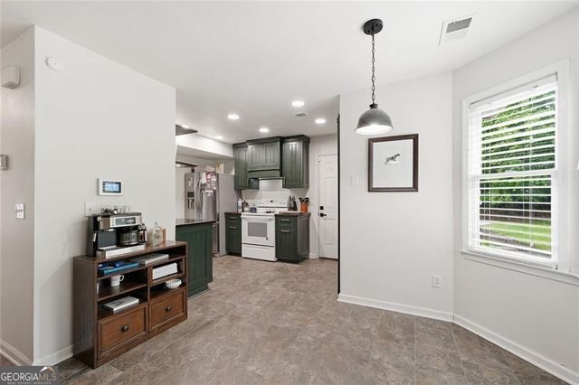 226 Charles Drive NE, Calhoun, GA 30701