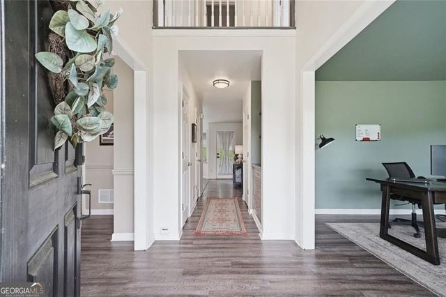 226 Charles Drive NE, Calhoun, GA 30701