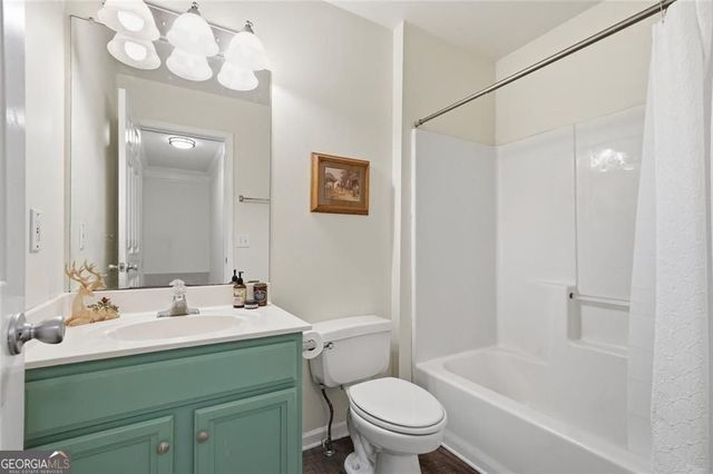 226 Charles Drive NE, Calhoun, GA 30701