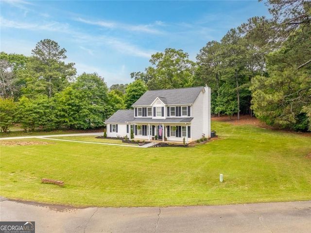 226 Charles Drive NE, Calhoun, GA 30701
