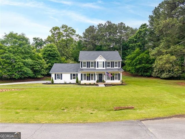 226 Charles Drive NE, Calhoun, GA 30701