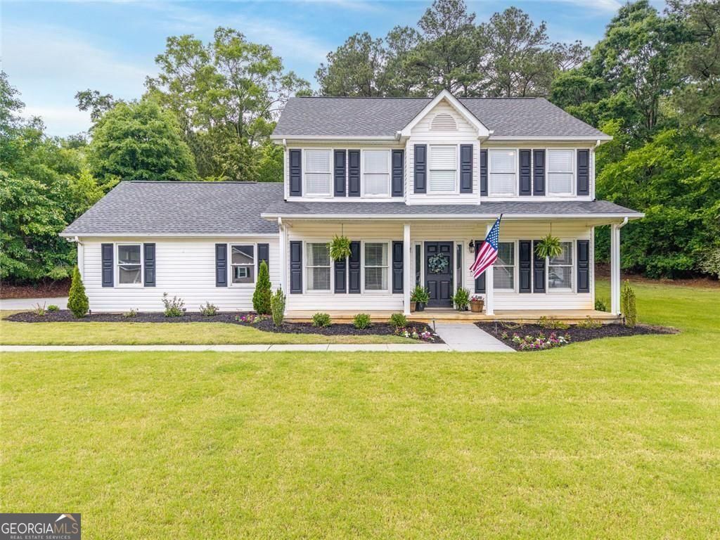 226 Charles Drive NE, Calhoun, GA 30701