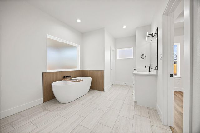 1807 Waco Street, Dayton, TX 77535