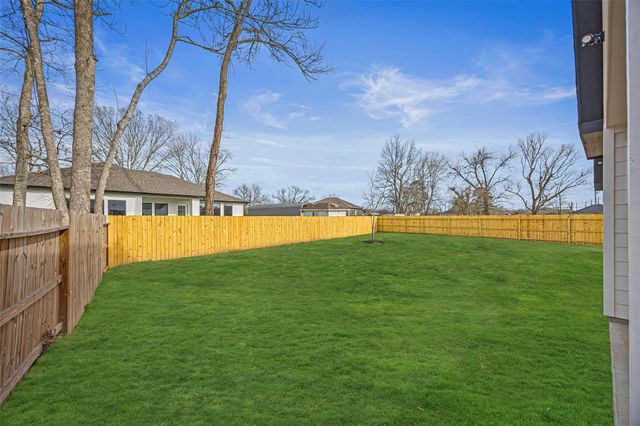 1807 Waco Street, Dayton, TX 77535