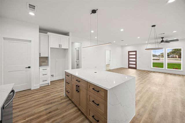 1807 Waco Street, Dayton, TX 77535