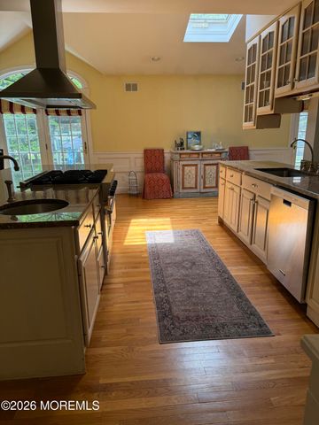 14 Silverbrook Place, Lincroft, NJ 07738