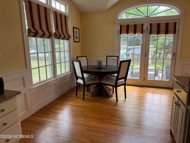 14 Silverbrook Place, Lincroft, NJ 07738